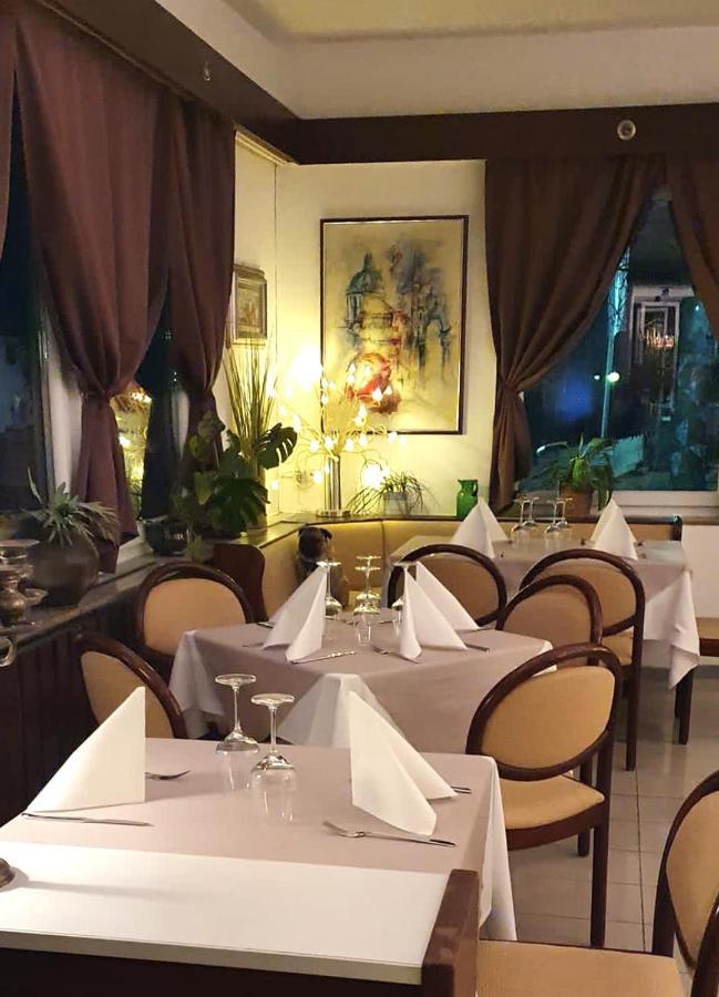 Hotel Garni Bad Cafe Bad Niedernau Eksteriør bilde